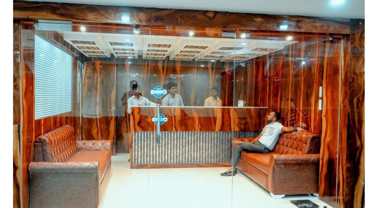 Hotel Dc Star Tarapith Ngoại thất bức ảnh