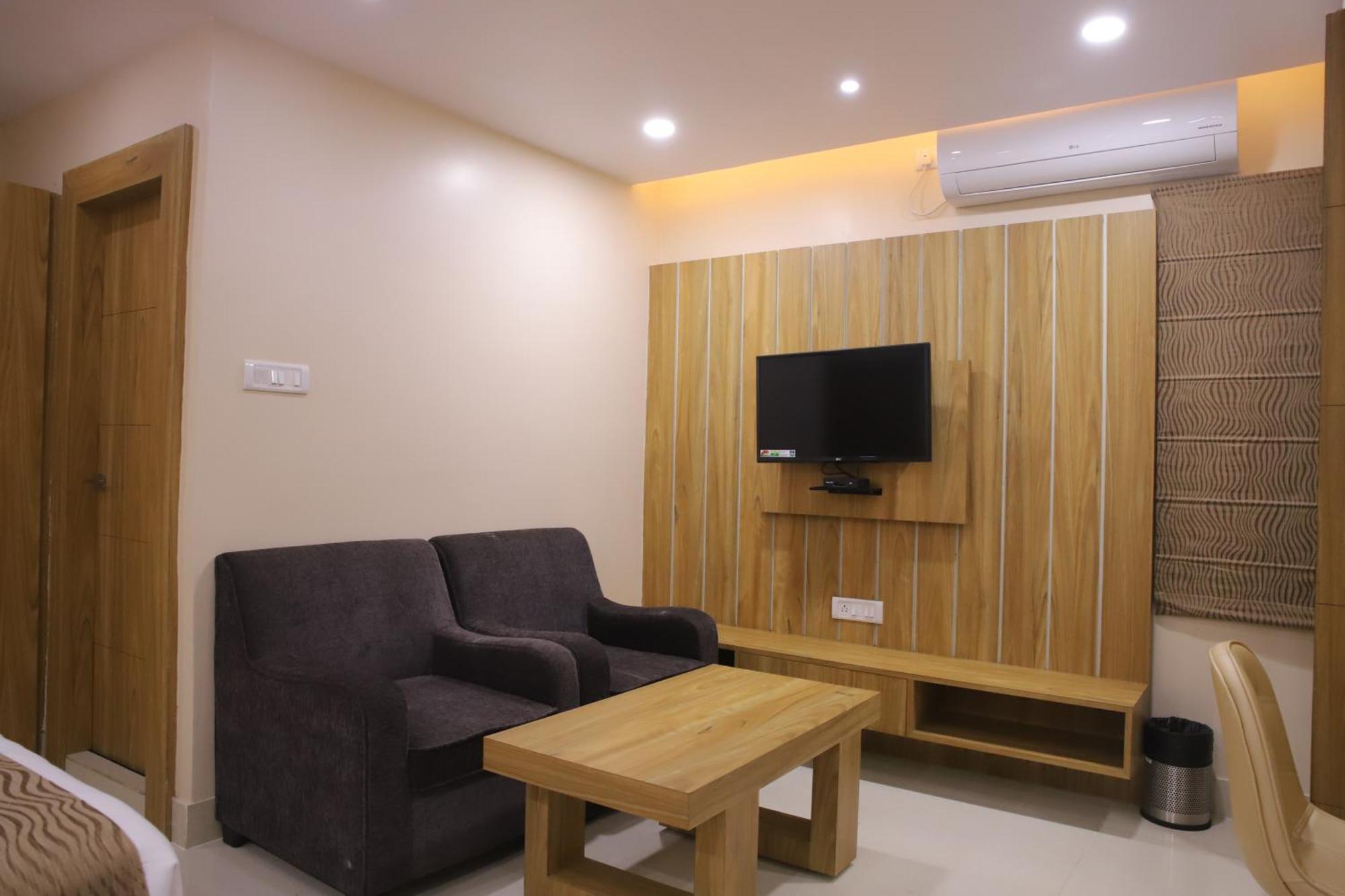 Hotel Dc Star Tarapith Ngoại thất bức ảnh